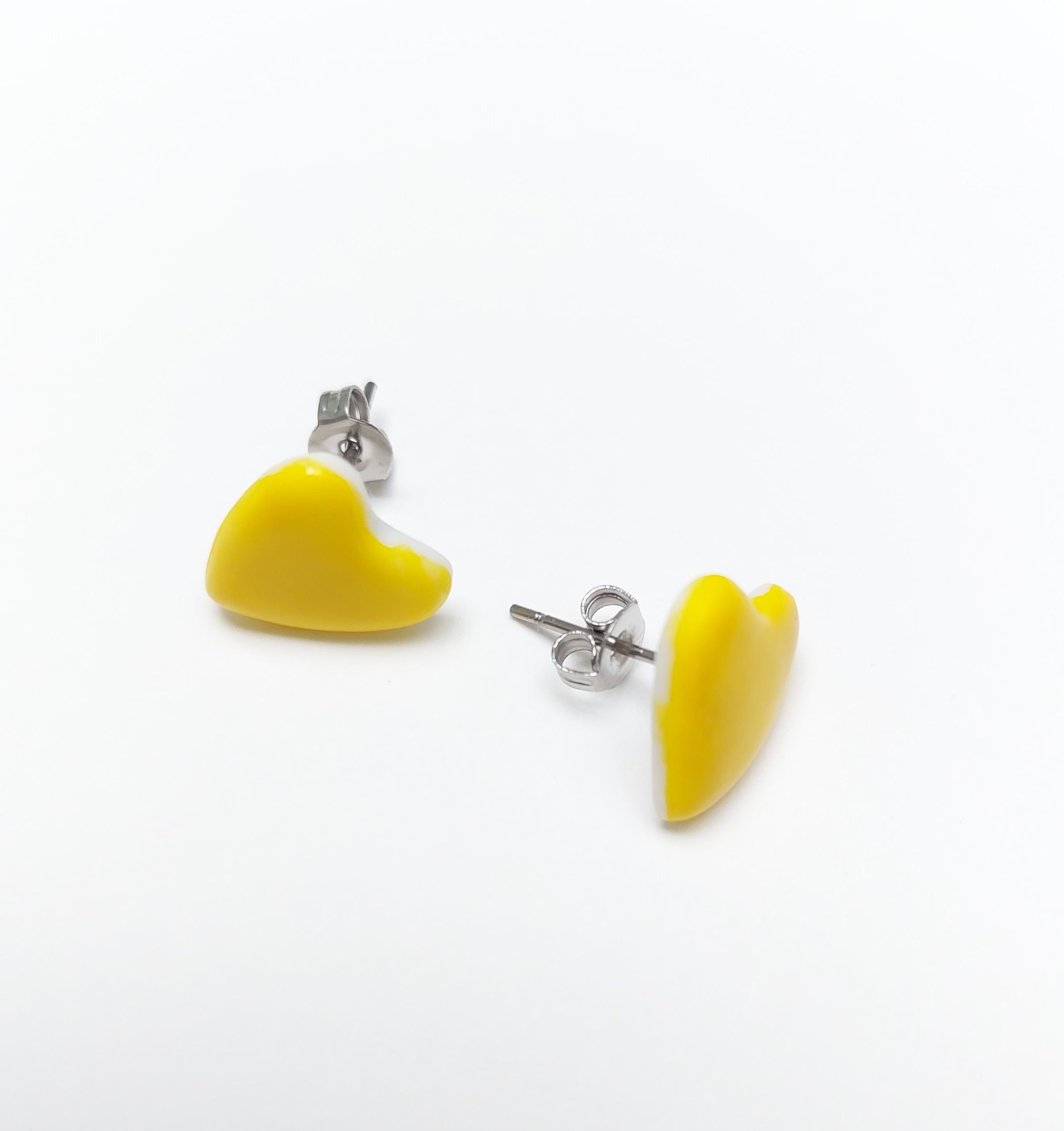 Puces d'oreille mini coeur jaune paille