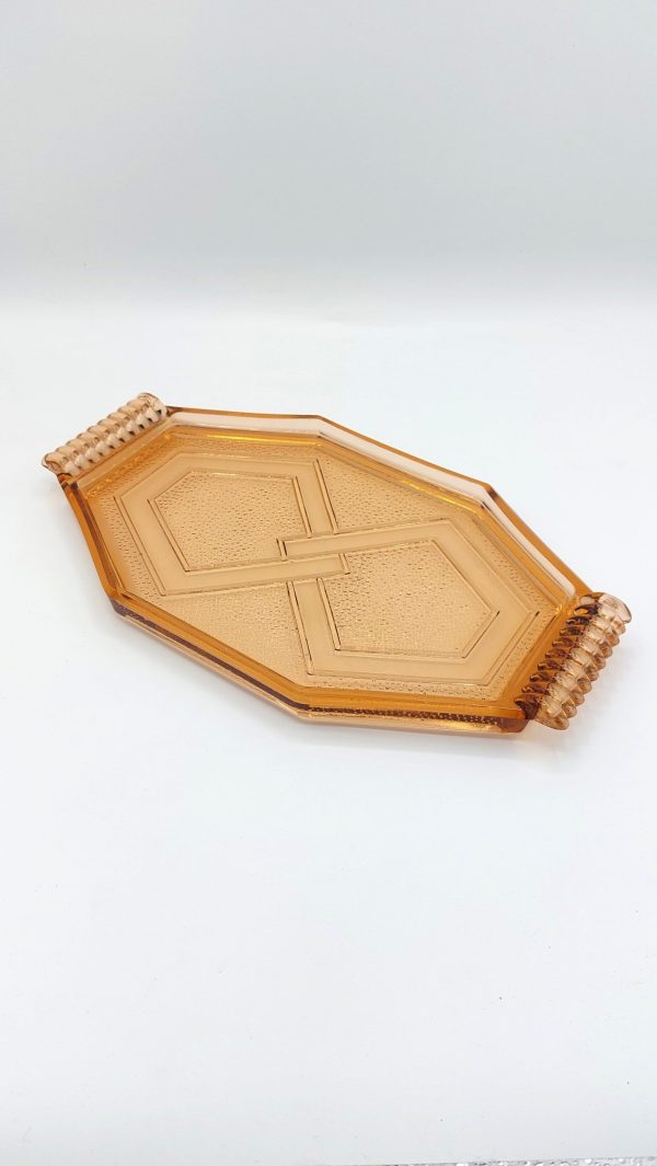 Plateau en verre rosé